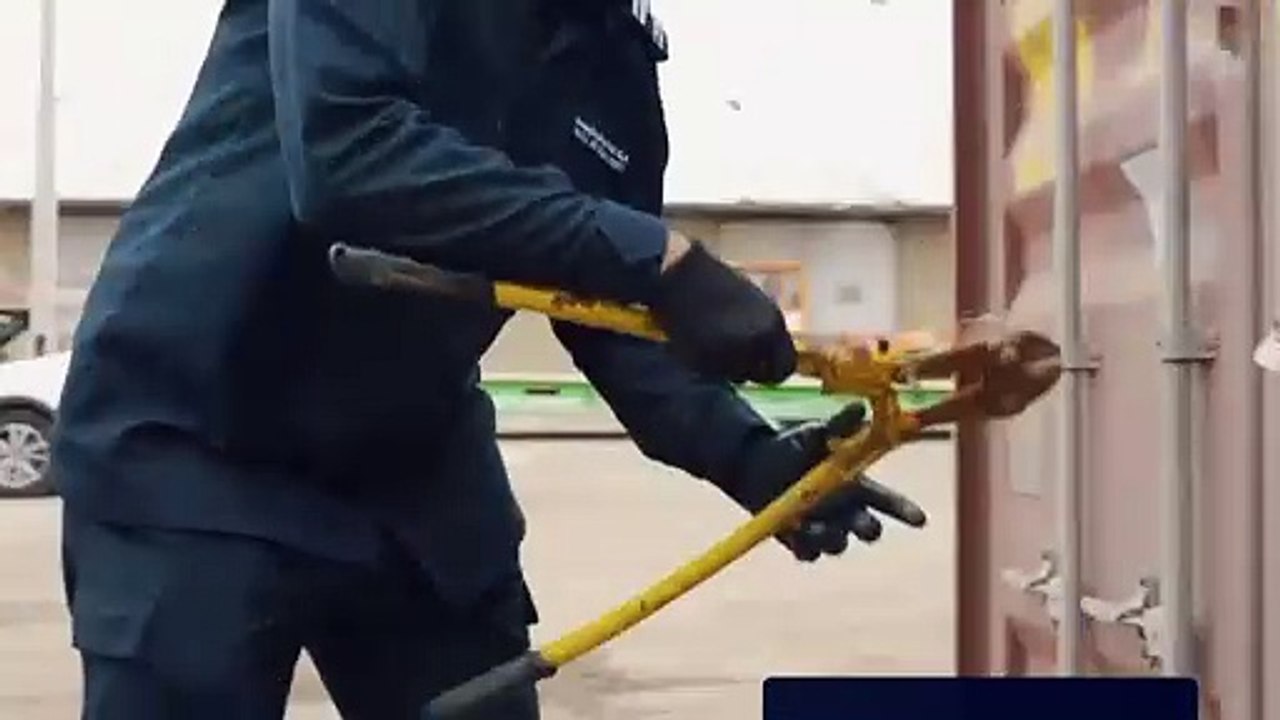 في إرسالية "ستائر".. إحباط تهريب أكثر من 416 ألف حبة كبتاجون في ميناء جدة