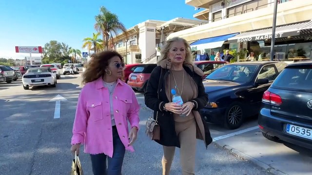 Sofía Cristo se desmarca de su hermano y acaba con su versión: Mi madre es Dios