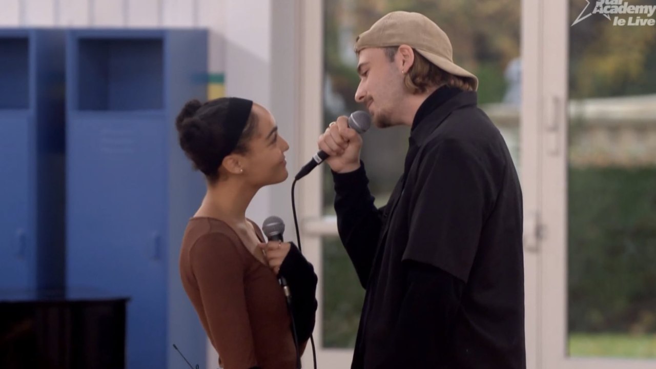 VOICI : Star Academy : Pierre et Candice en couple ? Il répond à ses camarades (1)