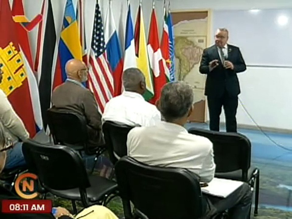 Cancillería informa a sus trabajadores sobre los derechos históricos de Venezuela sobre el Esequibo