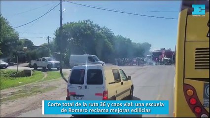 Corte total de la ruta 36 y caos vial, una escuela de Romero reclama mejoras edilicias