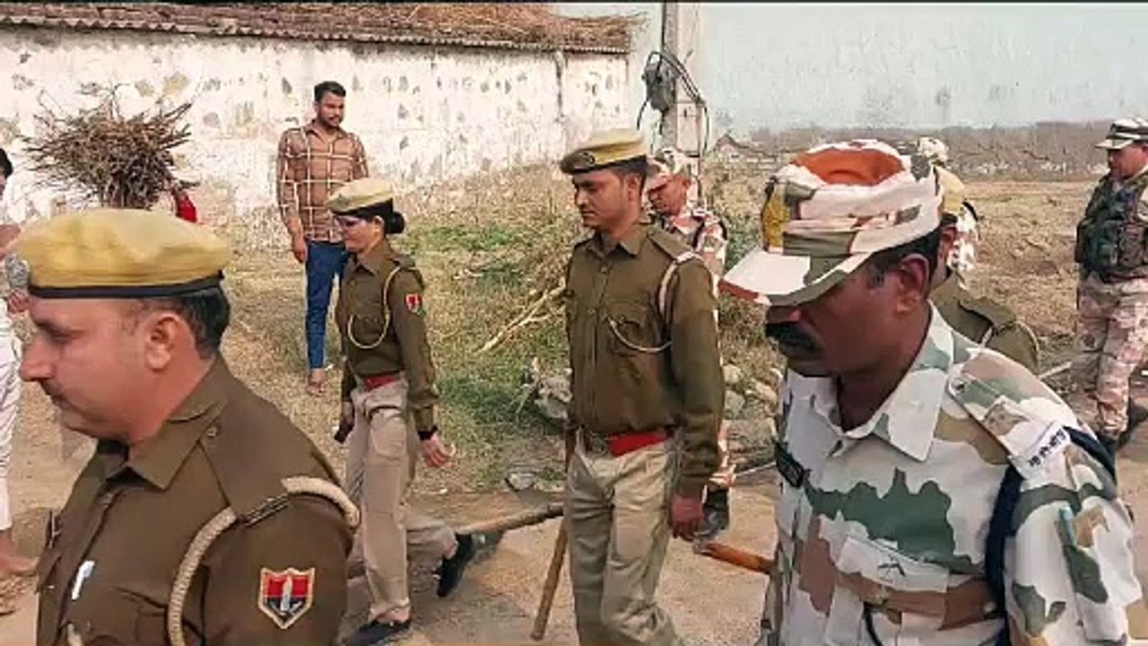 फ्लैग मार्च एवं जन संवाद से दिया शांतिपूर्ण मतदान का संदेश, देखें वीडियो