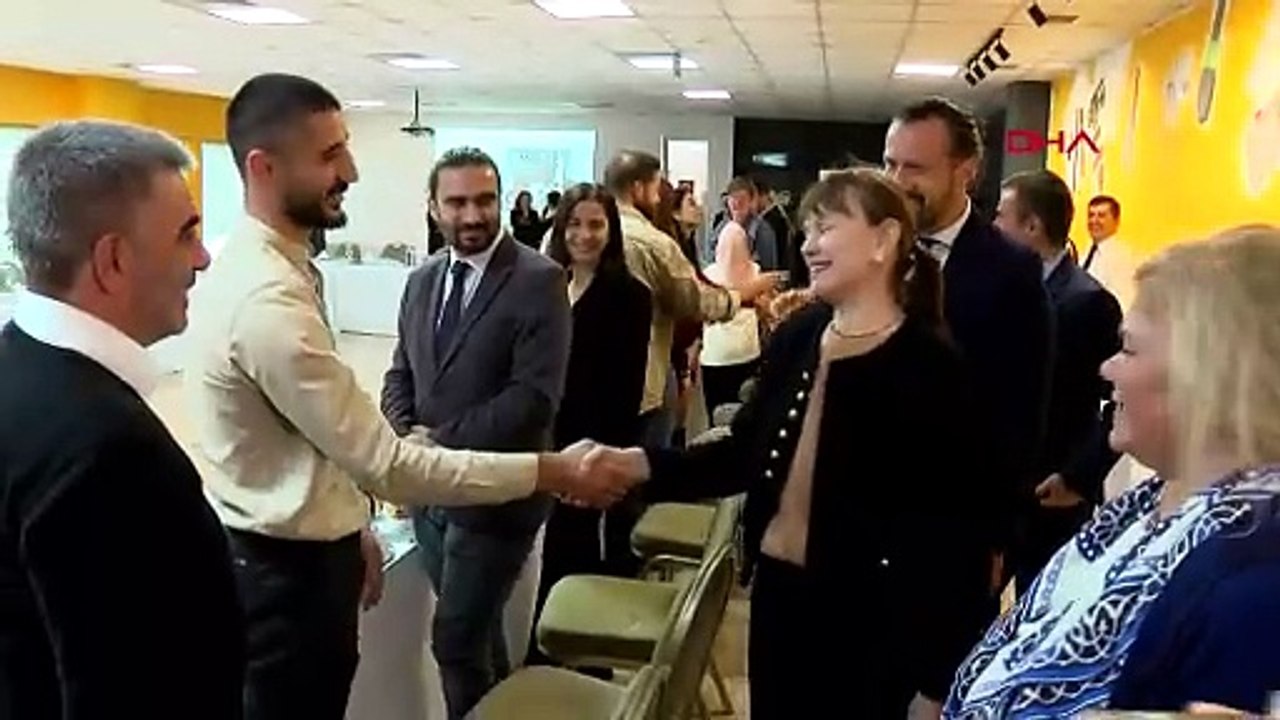 Demirören Medya Lisesi, şehit edilen öğretmenleri unutmadı