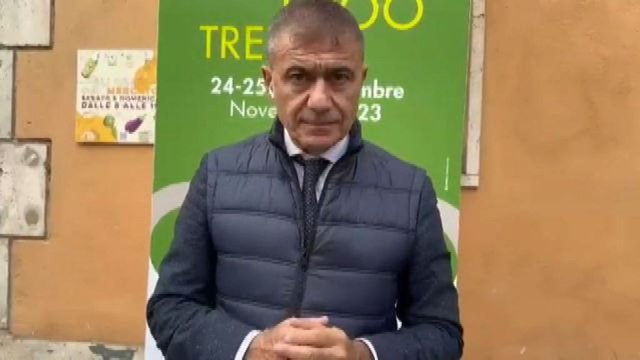 Pecoraro Scanio: Olio extravergine aiuta salute e ambiente