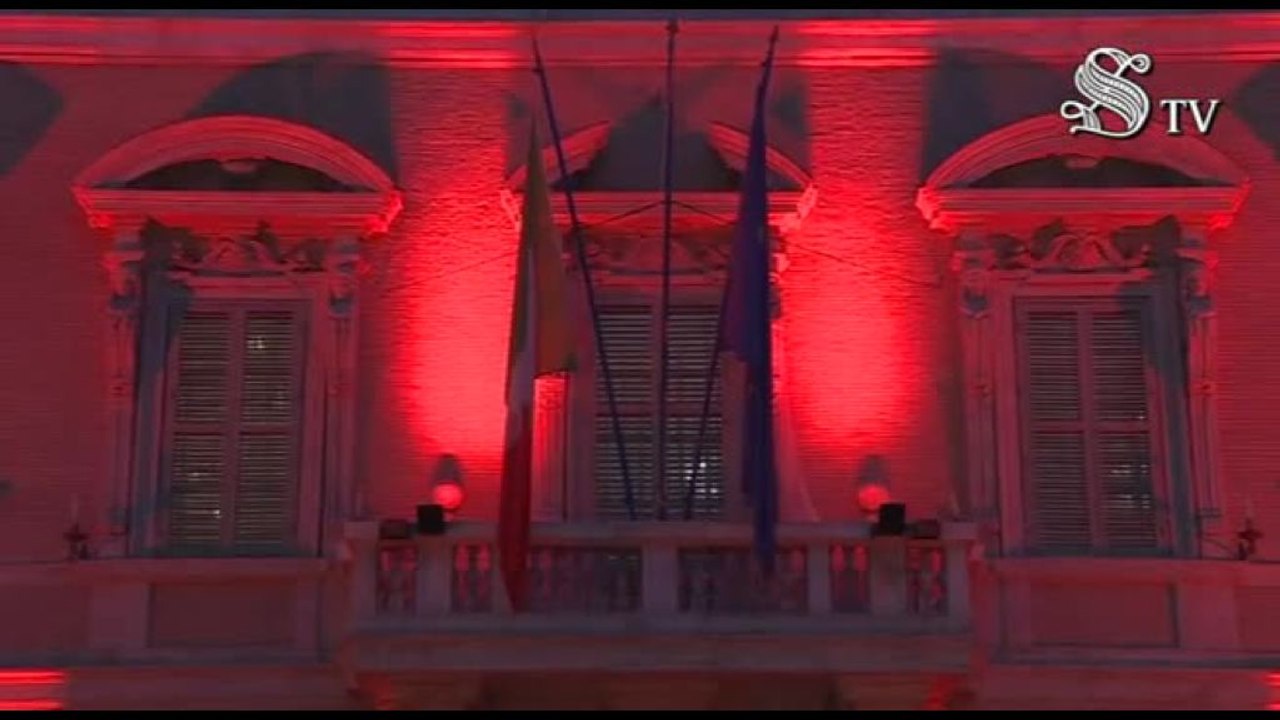 Senato si colora di rosso per la Giornata contro violenza alle donne
