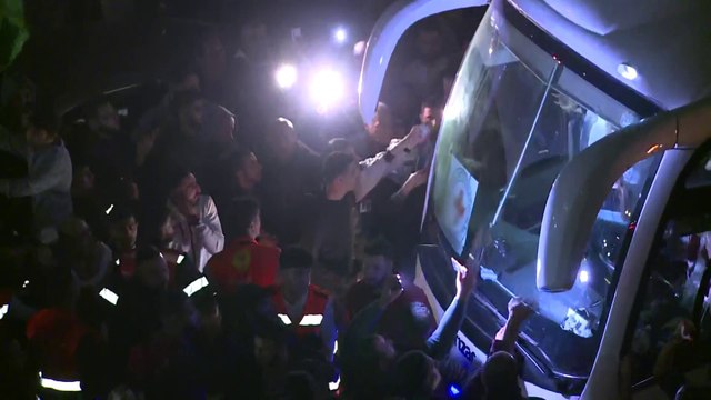 #إسرائيل تفرج عن 39 أسيرا من سجن عوفر ضمن صفقة تبادل مع #حماس #العربية