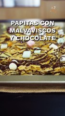 Papitas fritas con malvaviscos y chocolate