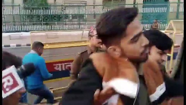 लखनऊ में विधानसभा के सामने इस्राइल के विरोध में किया प्रदर्शन, वीडियो वायरल