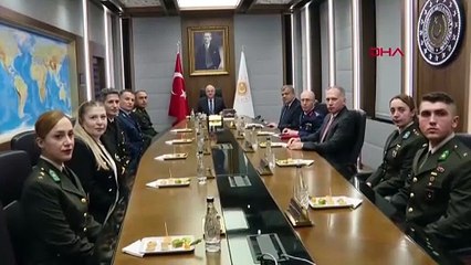 Bakan Güler, öğretmenlerle bir araya geldi