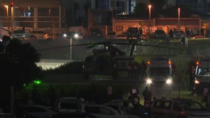 وصول بعض الأسرى الإسرائيليين إلى مركز طبي في #تل_أبيب  #العربية