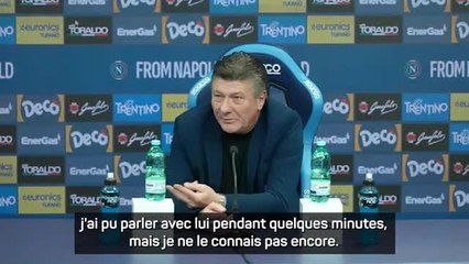 Naples - Mazzarri : "Osimhen et Cavani se ressemblent beaucoup"
