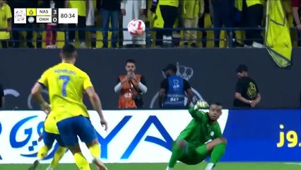 Ronaldo rounds off Al Nassr win with 40-yard lob
