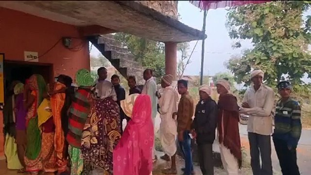 Rajasthan Election : प्रदेश के कैबिनेट मंत्री ने डाला वोट, वोटर्स में उत्साह