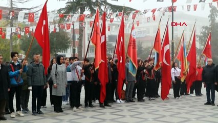 Burdur'da Öğretmenler Günü Törenle Kutlandı