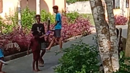 Main meriam jelang Natal 2