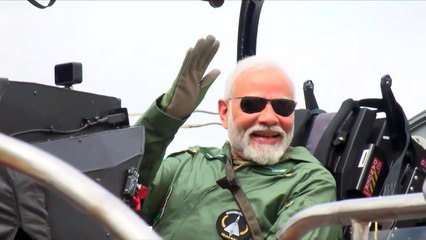 Narendra Modi flew in fighter plane Tejas