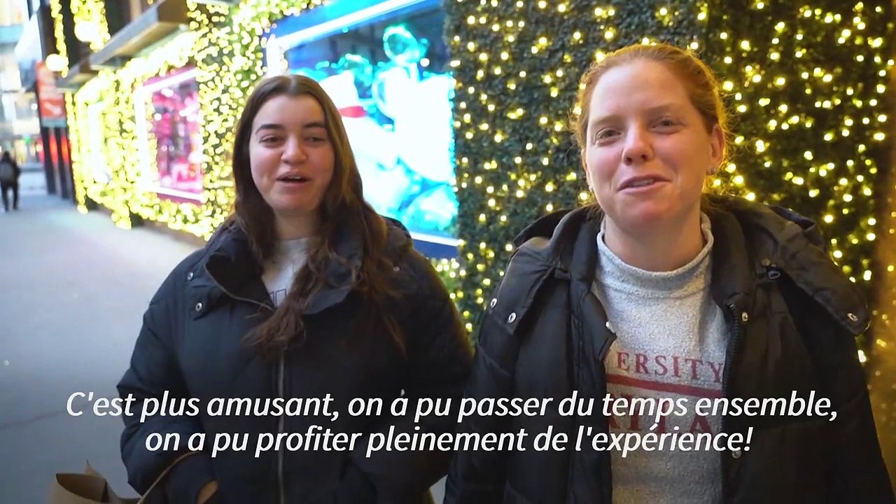 À New York, le Black Friday tradition des festivités de fin d'année