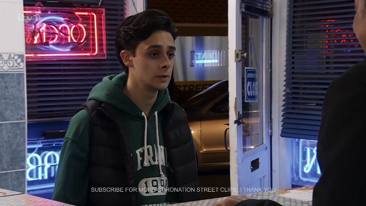Dylan Is Secretly Selling Vapes At The Kebab Shop