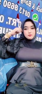 Biduan Hijab Cantik sambil Live