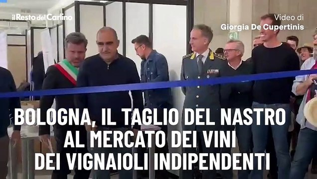 Bologna, il taglio del nastro al Mercato dei Vini dei Vignaioli Indipendenti