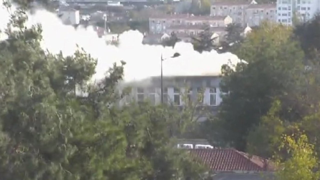 İTÜ rektörlük binasında korkutan yangın
