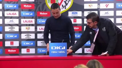Rueda de prensa de Francisco tras el Rayo 1 Barcelona 1