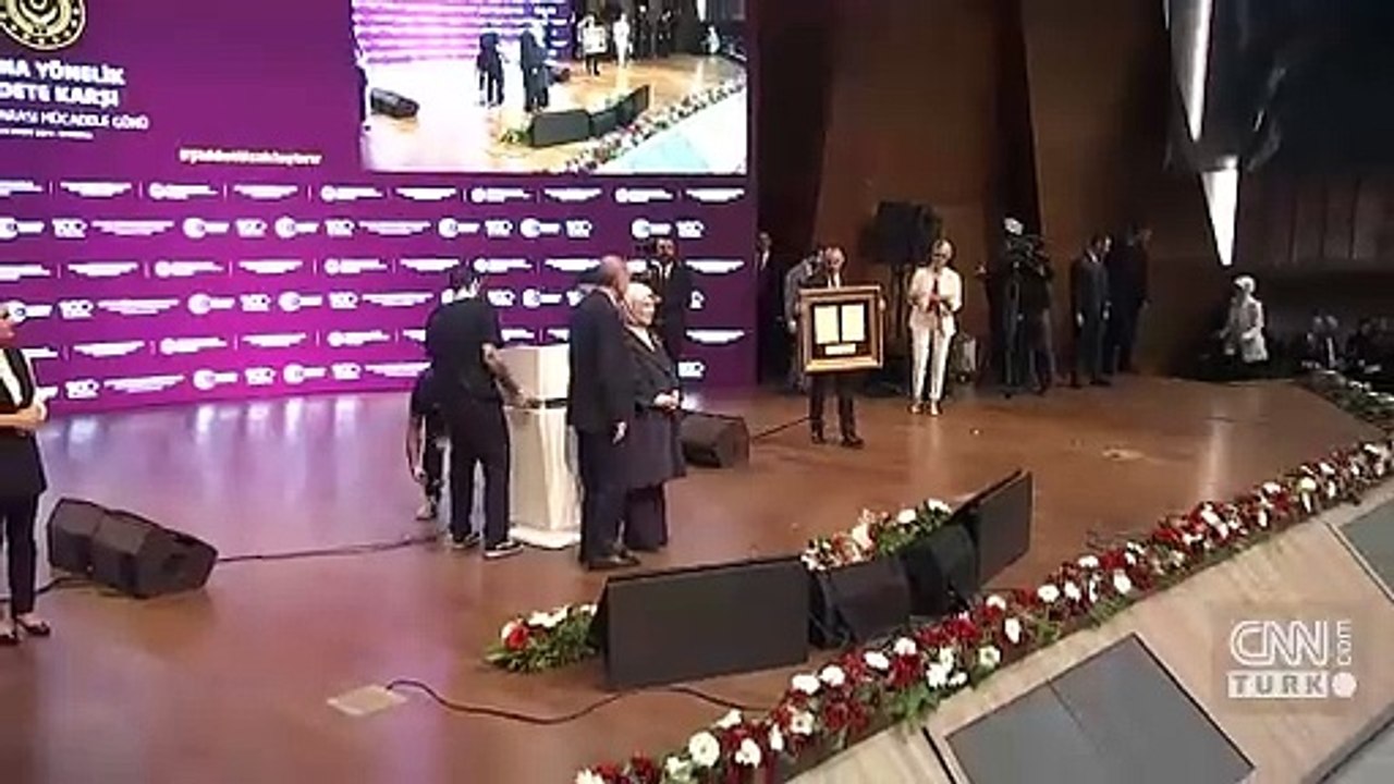 Son dakika... Cumhurbaşkanı Erdoğan: Kadına yönelik şiddet kabul edilemez