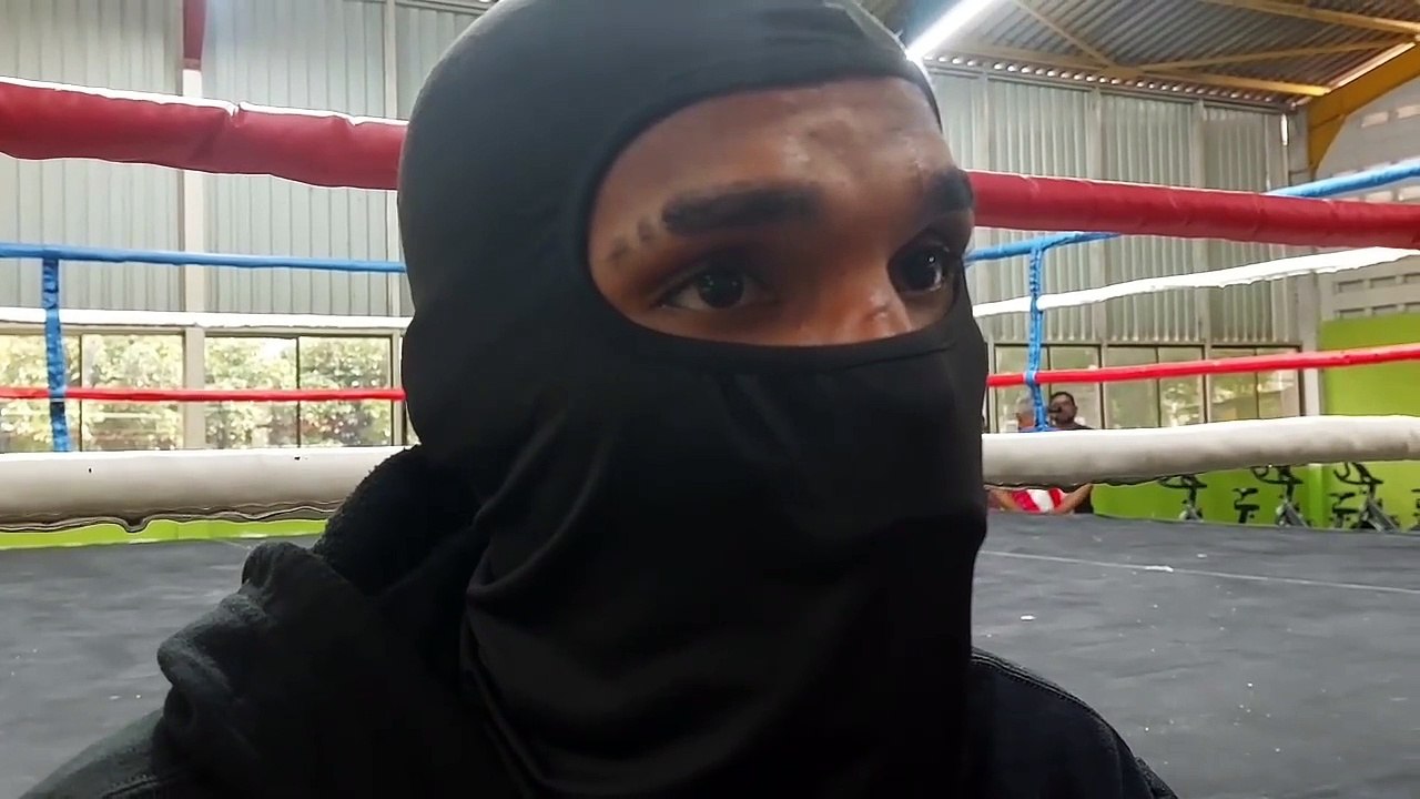 Jonathan "La Bomba" Gonzalez se declara listo para Gerardo Zapata