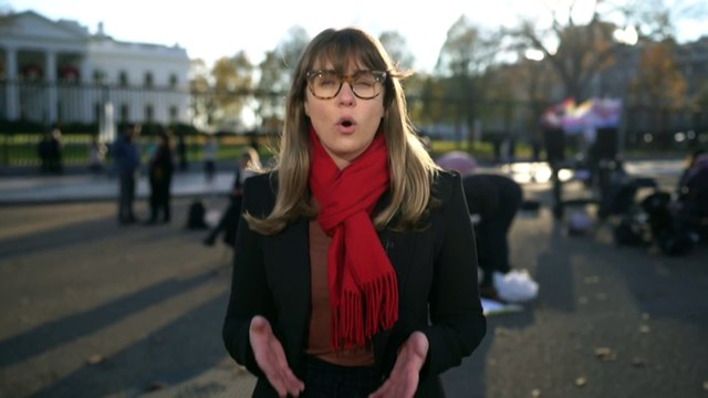 Celebrity joins hunger strike outside White House