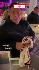 RONALDO NAZARIO con el jersey de ALEXIS VEGA #AlexisVega #RonaldoNazario