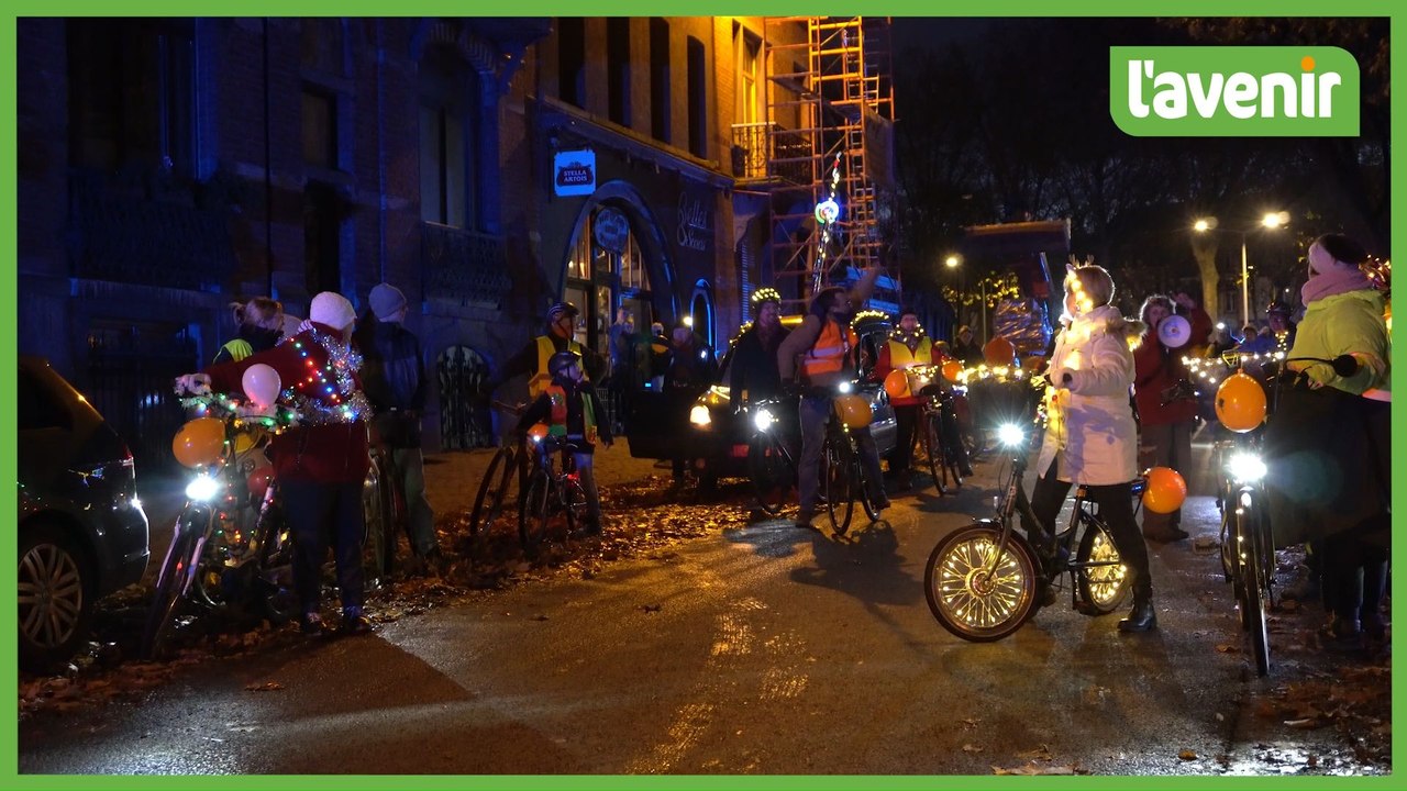 Le Ravel et les chemins de halage illuminés par les cyclos de la balade "Le Vélo s'éclaire, c'est clair"