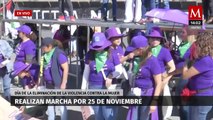 Colectivos del 25N llegan al Zócalo Capitalino en CdMx