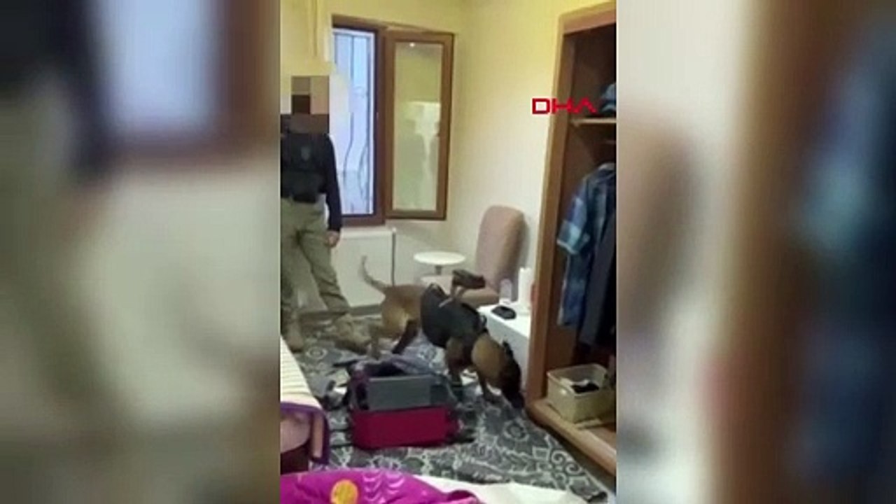 Hatay'da 12 kilo 150 gram kokain ve 10 kilo 100 gram esrar ele geçirildi