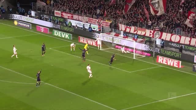 Kane breaks Bundesliga record in Cologne victory