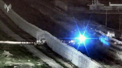 Segundo grupo de reféns retorna a Israel após libertação do Hamas