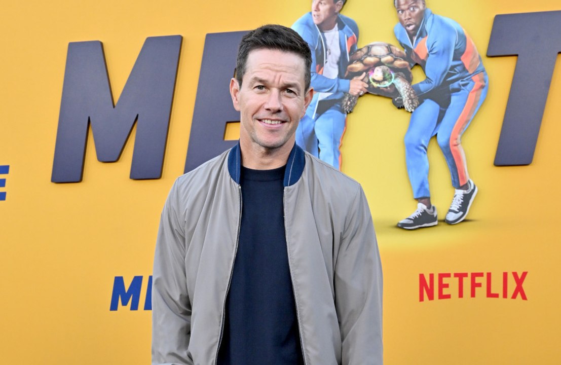 Mark Wahlberg works out in the middle of the night