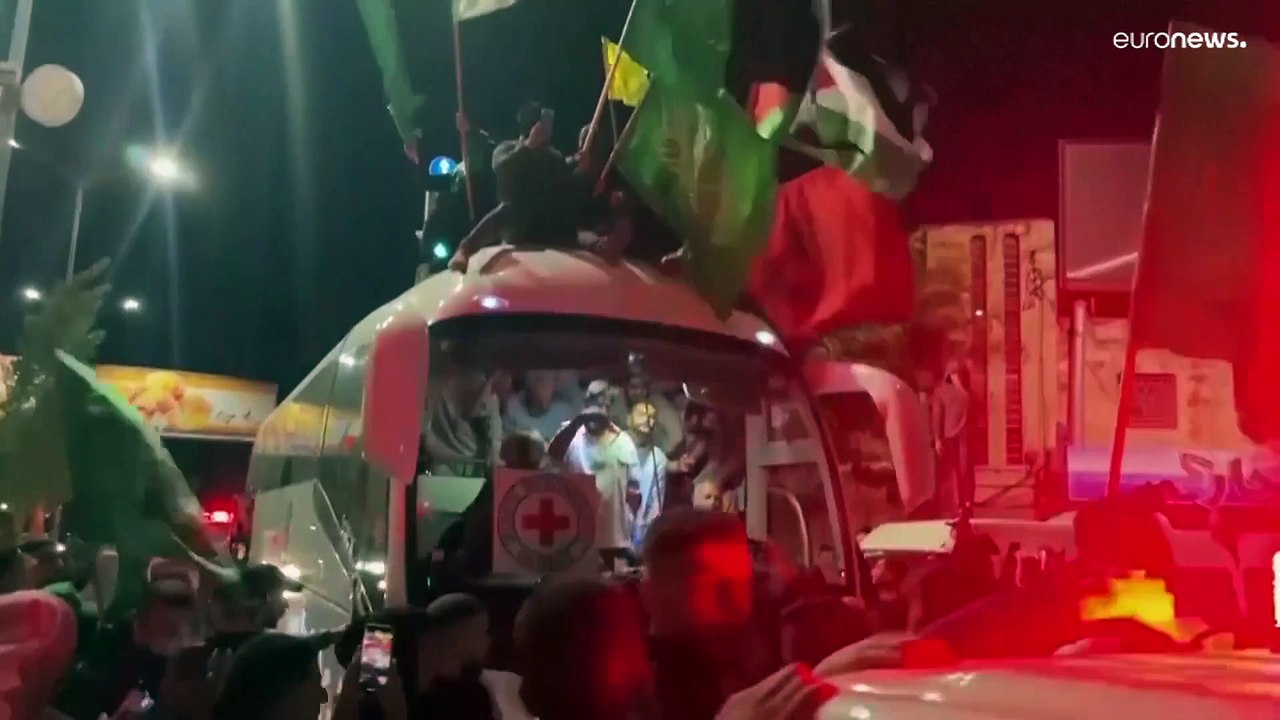 ثالث أيام الهدنة بين إسرائيل وحماس ...الآمال تتجدد للإفراج عن المزيد من الرهائن والأسرى
