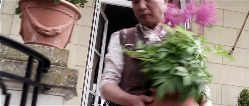 Les Garçons et Guillaume, à table ! Bande-annonce (RU)