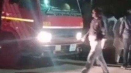 चूरू : मोबाइल शॉप में लगी आग, दमकल कर्मियों को करनी पड़ी मशक्कत