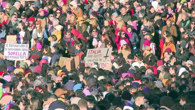 Weltweit Demonstrationen gegen Gewalt gegen Frauen