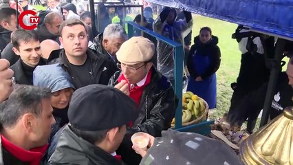 İmamoğlu ve Özgür Özel'in fidanlık gezisinde kahkahalar havada uçuştu: İki Özgür'ün arasında...