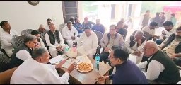 Candidates were busy calculating victory and defeat with supporters in Hanumangarh.