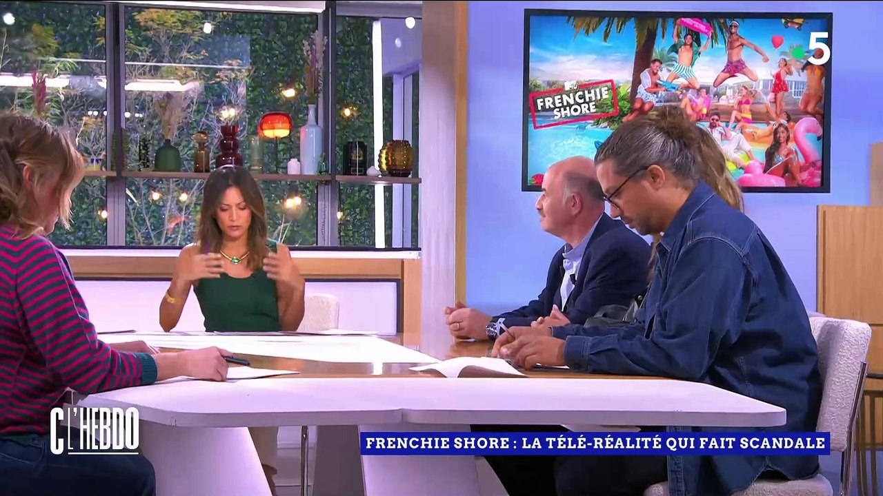 Nouvelle icône de la télé réalité polémique "Frenchie Shore", Ouryel était invitée sur... France 5 (!!!) : "Oui je suis transsexuelle et j'assume d'avoir des relations sexuelles devant une caméra"