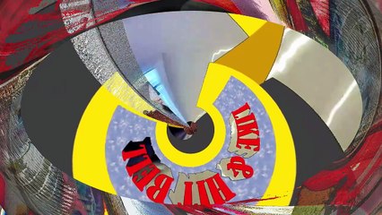 Putting away pantry food in 360 degrees l Cyberlink.compressed