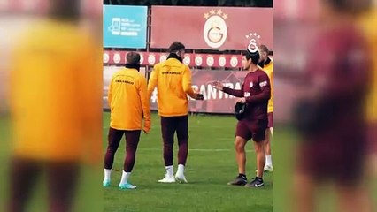 Galatasaray, Manchester United'a bileniyor... Hakim Ziyech'ten şık gol!