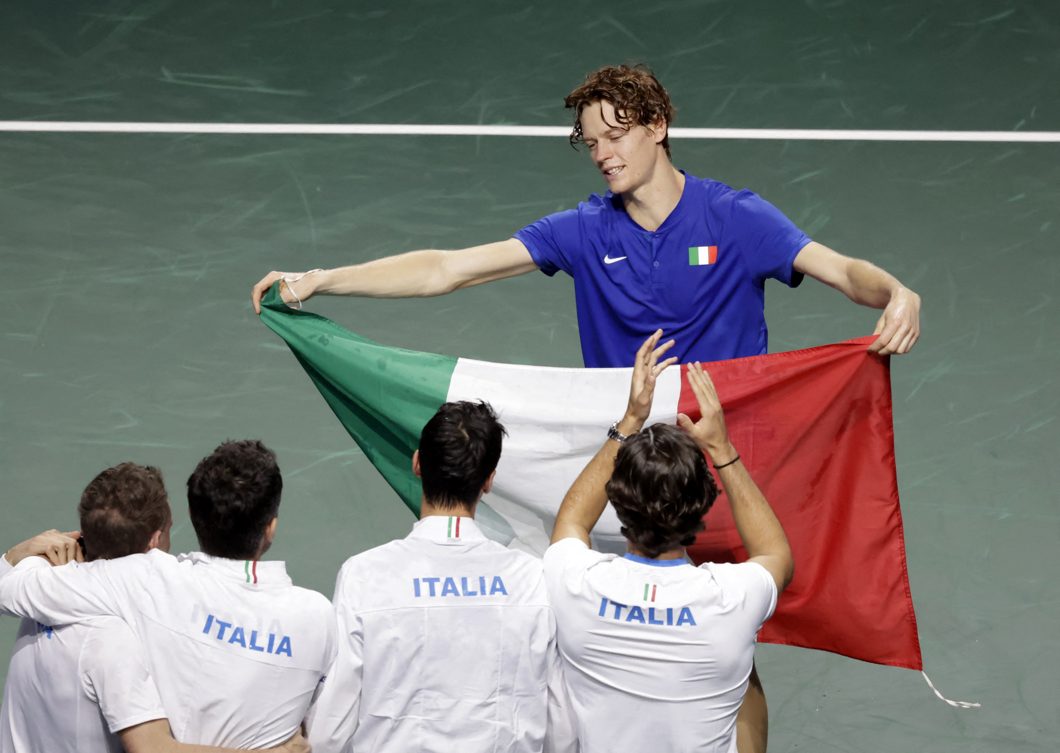Coupe Davis : Sinner offre le trophée à l'Italie en écartant De Minaur