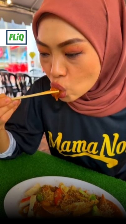 Mama Nor Tampin Cafe