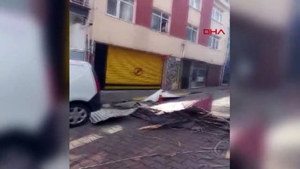 Download Video: Giresun'da Fırtına Sonucu Evlerin Çatıları Uçtu, Yaralılar Var