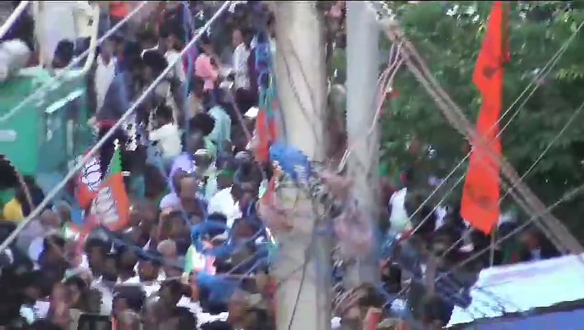 நடை பயணத்தில் அண்ணாமலையை கட்டியணைத்த தொண்டரை கும்மியெடுத்த பொதுச் செயலாளர்; பதறிப்போன அண்ணாமலை