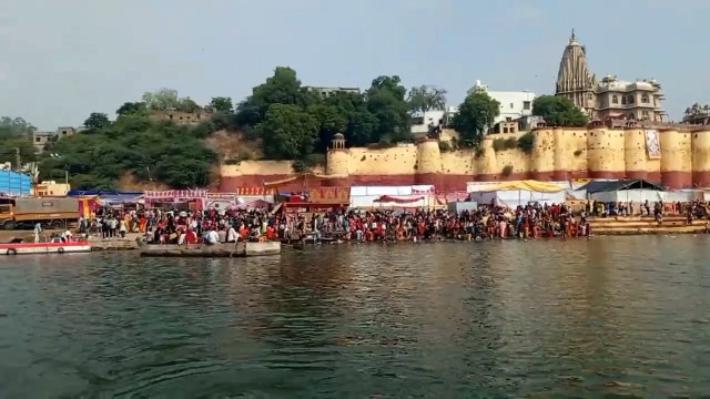 Video : कार्तिक पूर्णिमा पर स्नानार्थियों की उमड़ी भीड़, चर्मण्यवती नदी में लगाई श्रद्धा की डुबकी